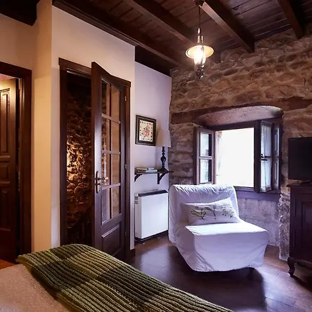 Casa Milia En Espinaredo La Villa